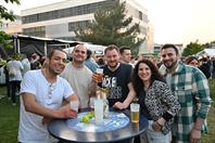 On 14 May 2022, Hochschule Düsseldorf – University of Applied Sciences (HSD) could finally celebrate its 50th anniversary – and the response exceeded everything all organisers had hoped for: Several thousand people came to celebrate during the day and well into the night, creating a unique atmosphere on campus and enjoying wonderful weather.